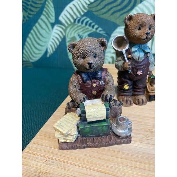 Lot of Vintage Poly Bear Figurines M.VP. Designs Teddy Bears (6) - Picture 3 of 10